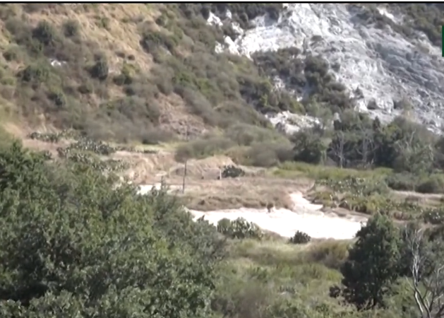 Campi Flegrei: una terra in continuo movimento