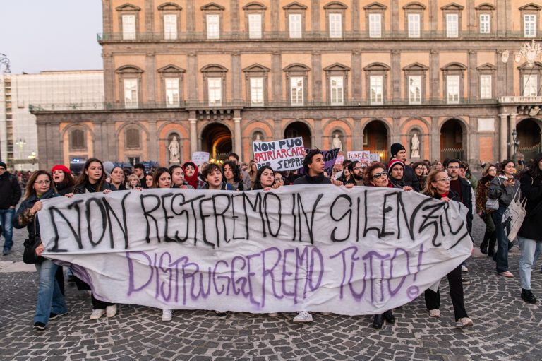 Giornata internazionale per l’eliminazione della violenza contro le donne: Napoli presente