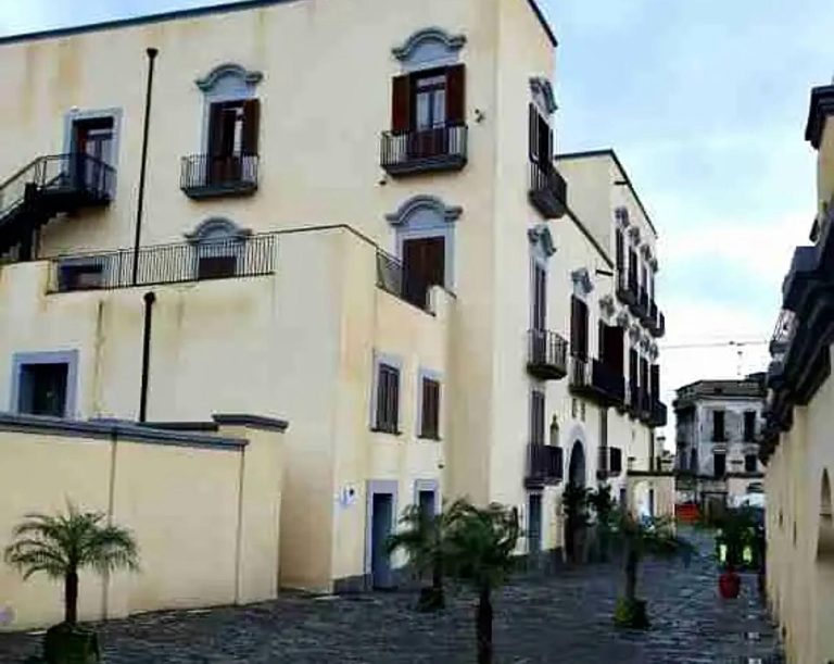 Portici, valorizzare la struttura di Villa Mascolo